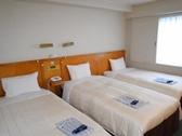 tripleroom